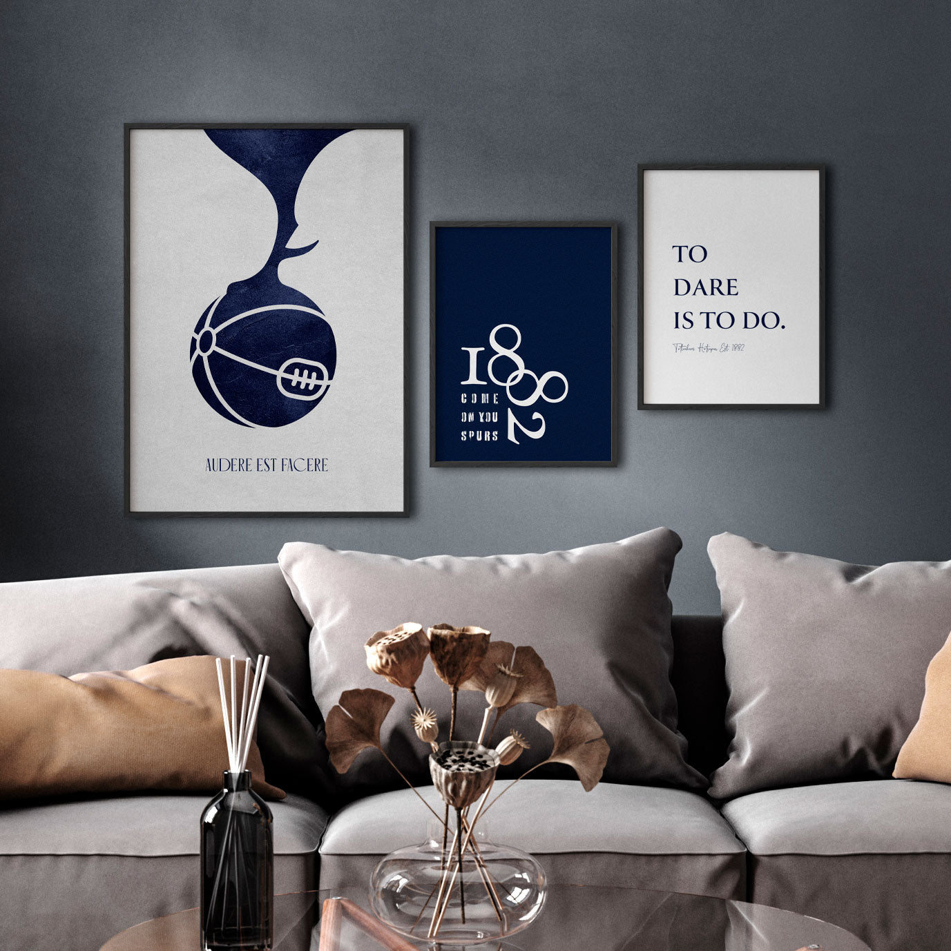 To Dare Is To Do - Tottenham poster - Vit